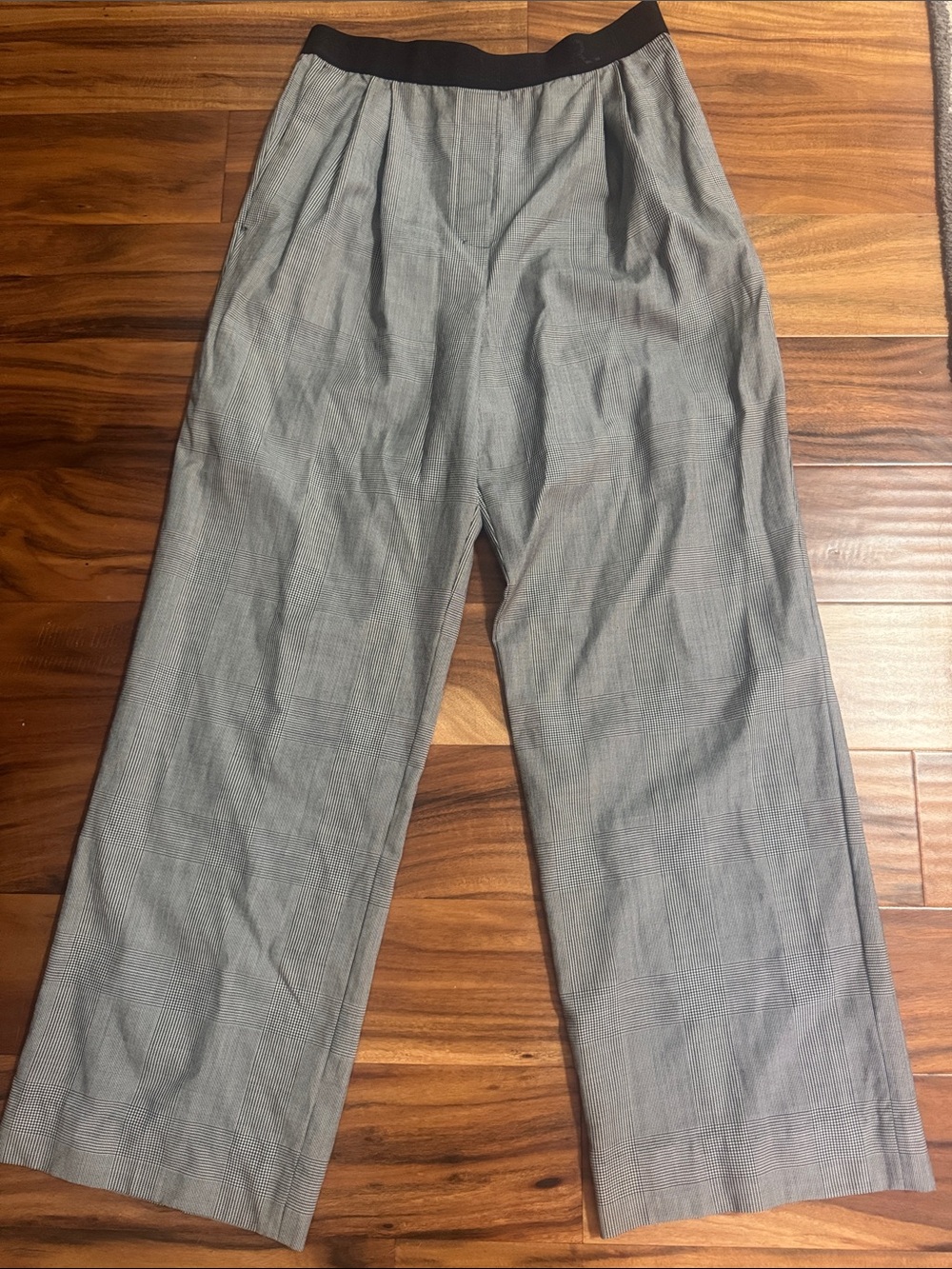 Wide Leg Plaid Trousers You can catch her if you try on waist band
